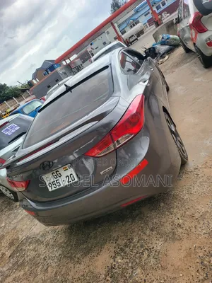 Hyundai Elantra 2012 Gray