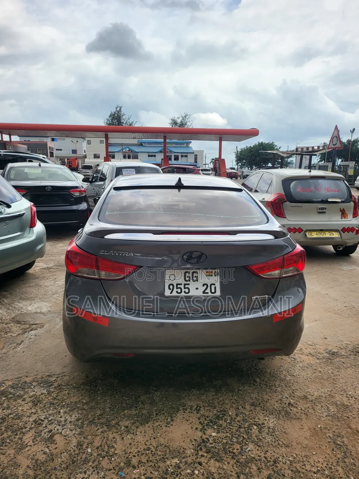 Hyundai Elantra 2012 Gray
