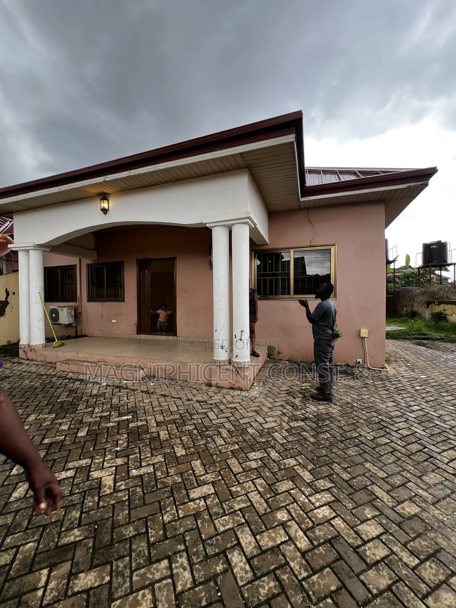 3bdrm House in Lakeside, Ashaley Botwe for rent