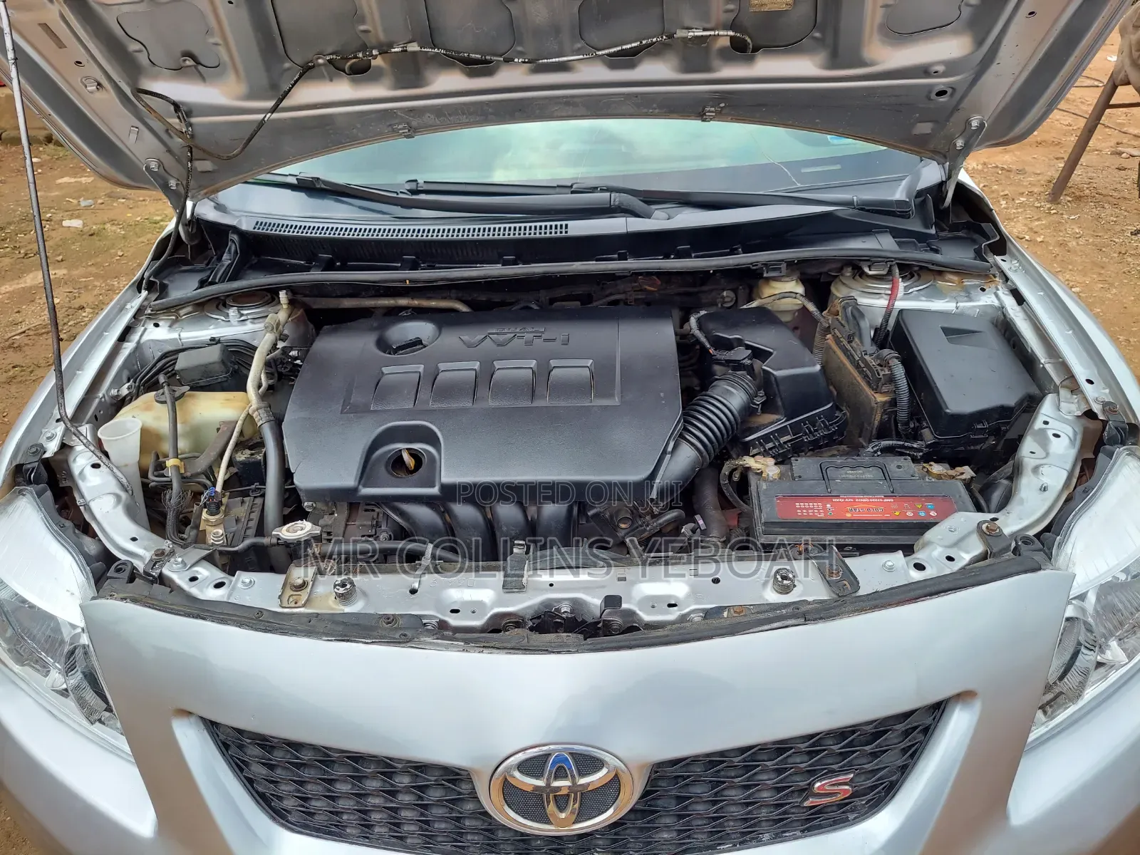 Toyota Corolla 2010 Silver