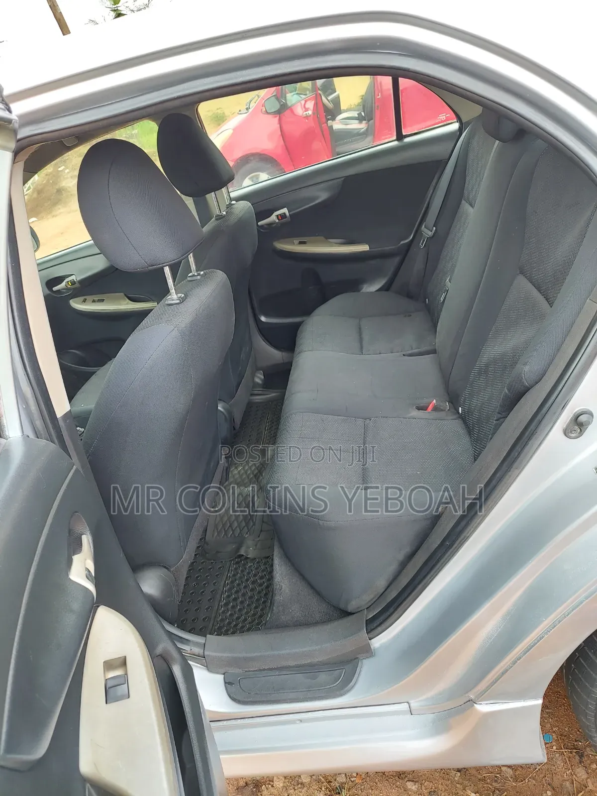 Toyota Corolla 2010 Silver
