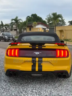 Ford Mustang 2021 Yellow