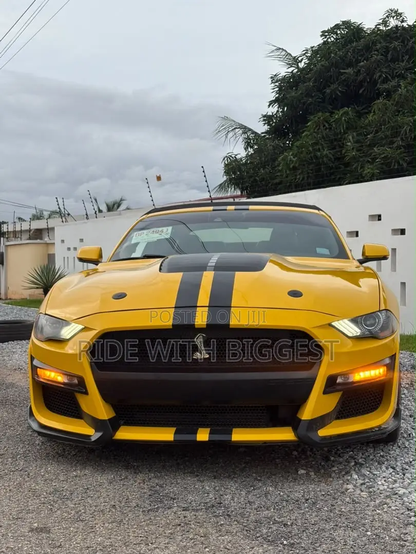 Ford Mustang 2021 Yellow
