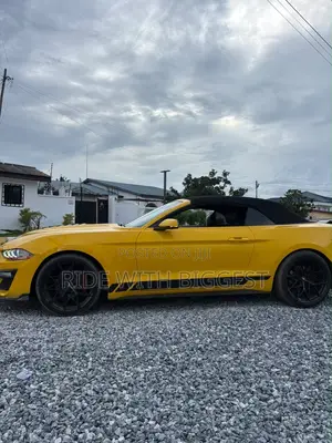 Ford Mustang 2021 Yellow
