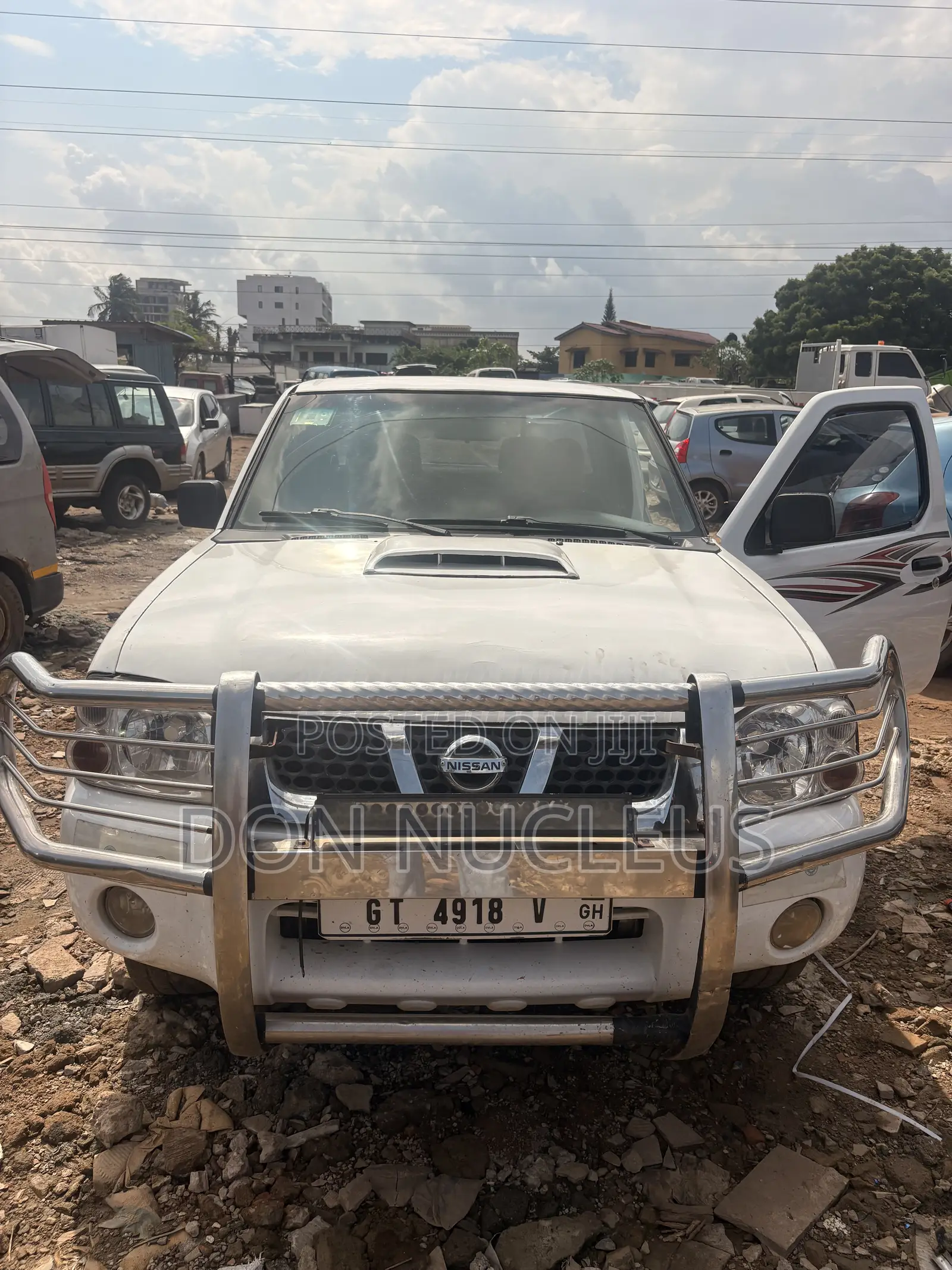 Nissan Hardbody 2007 White