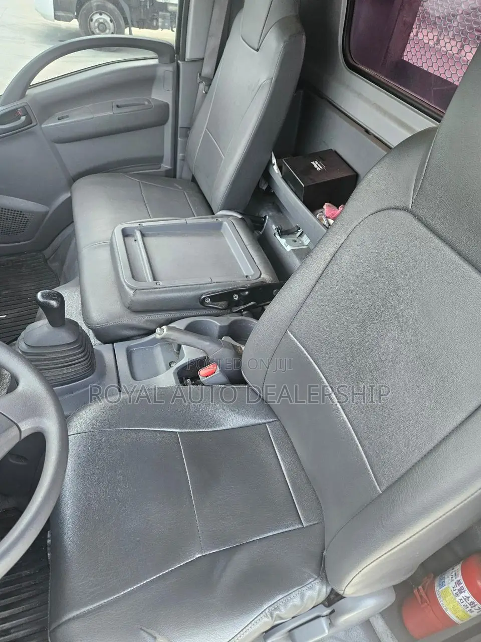 Isuzu NPR 3.5 Ton Cargo Truck 2019 (Isuzu Npr75)