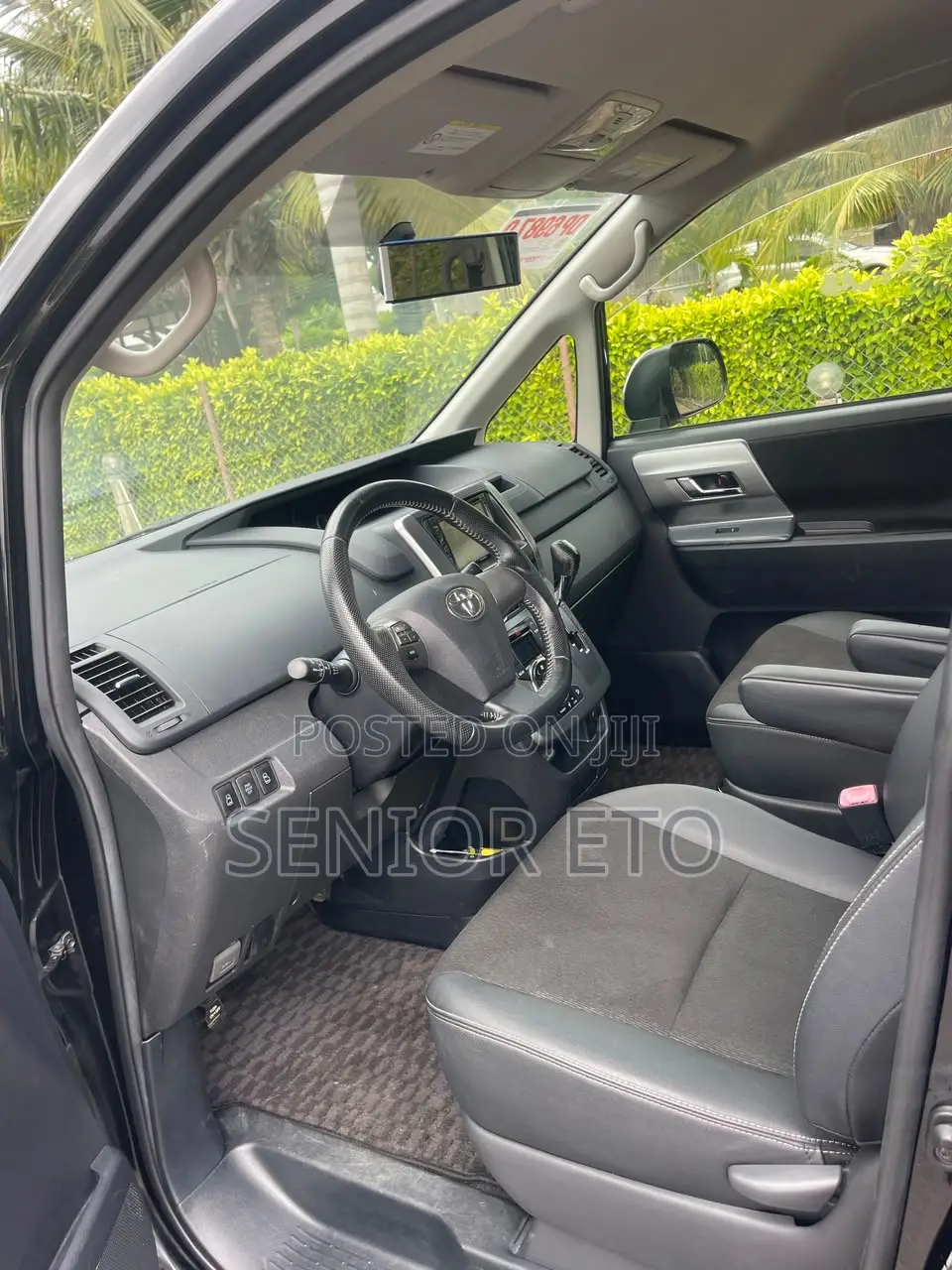 Toyota Voxy 2013 Black