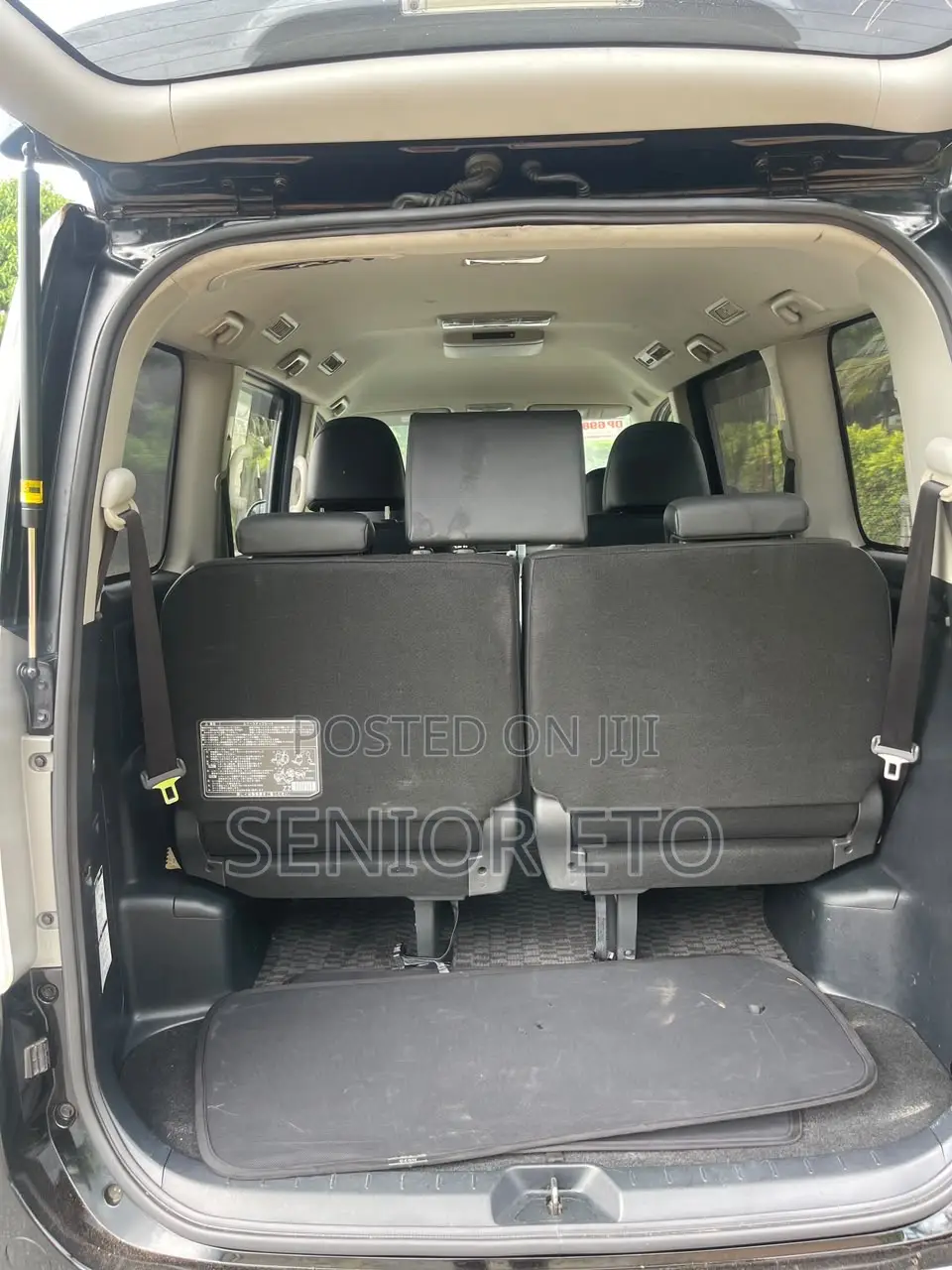 Toyota Voxy 2013 Black