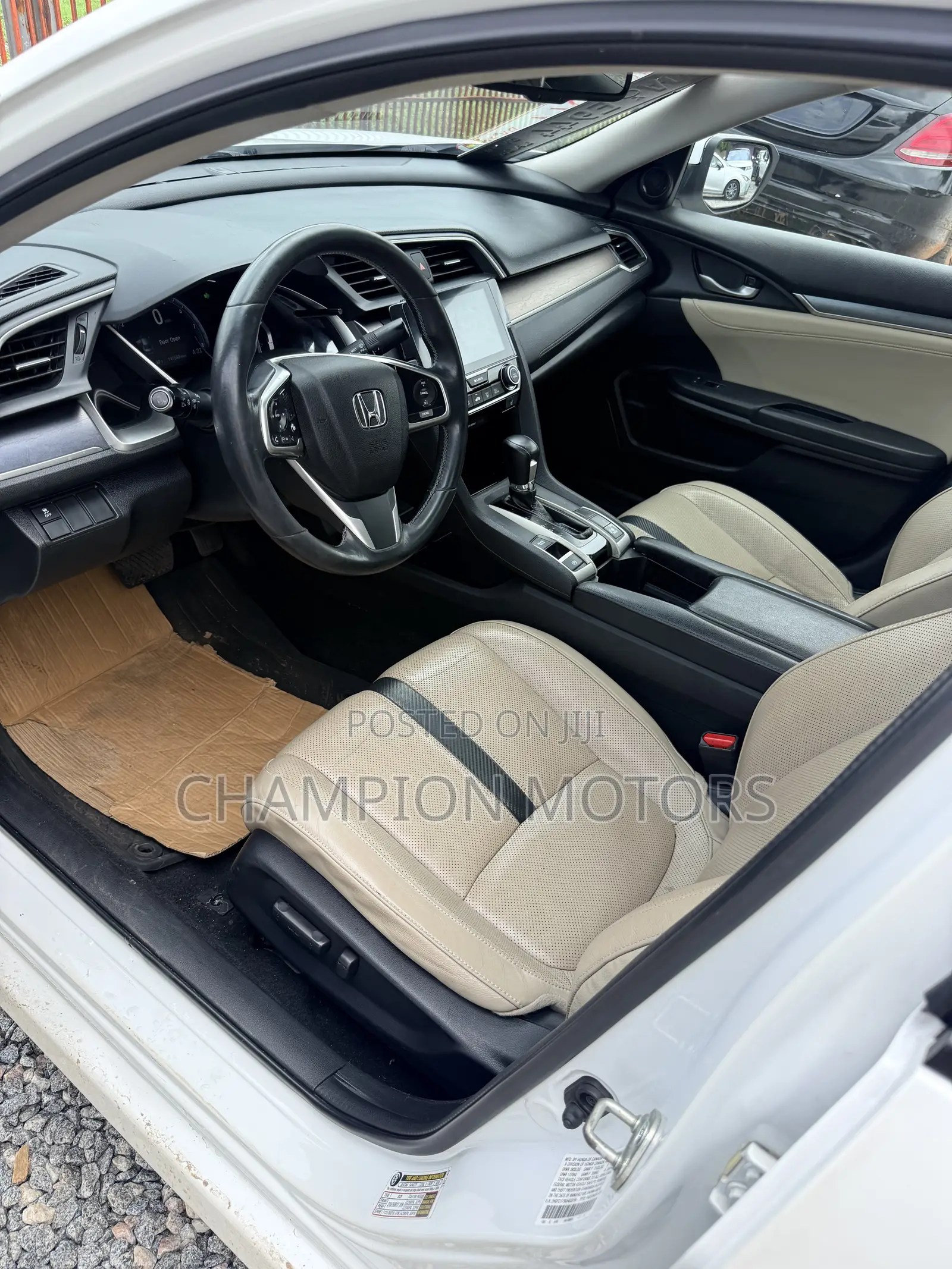 Honda Civic EX-L 4dr Sedan (1.5L 4cyl) 2017 White