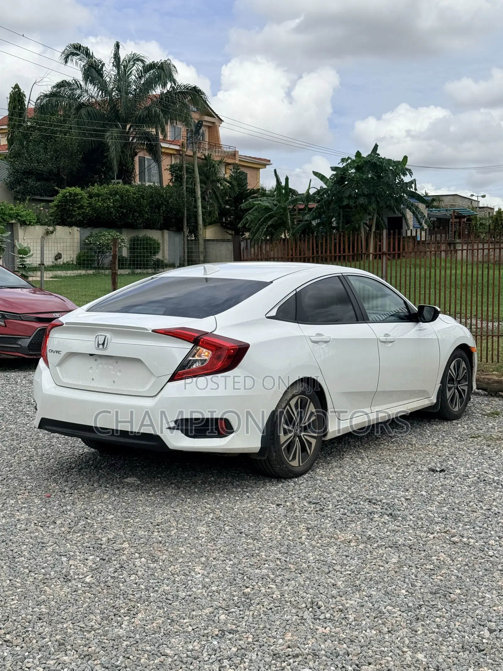 Honda Civic EX-L 4dr Sedan (1.5L 4cyl) 2017 White