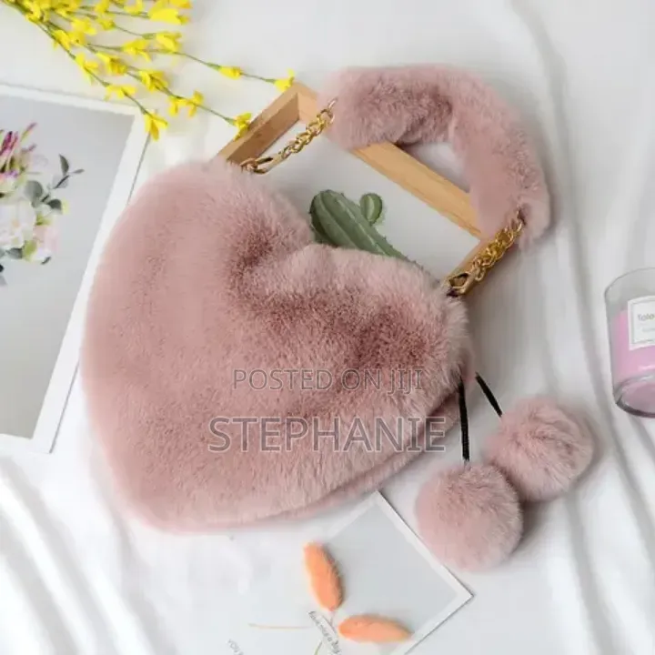 Luxury Faux Fur Heart Shaped Women Small Handbag