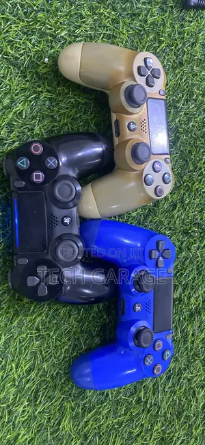 Ps4 Home Used Controllers