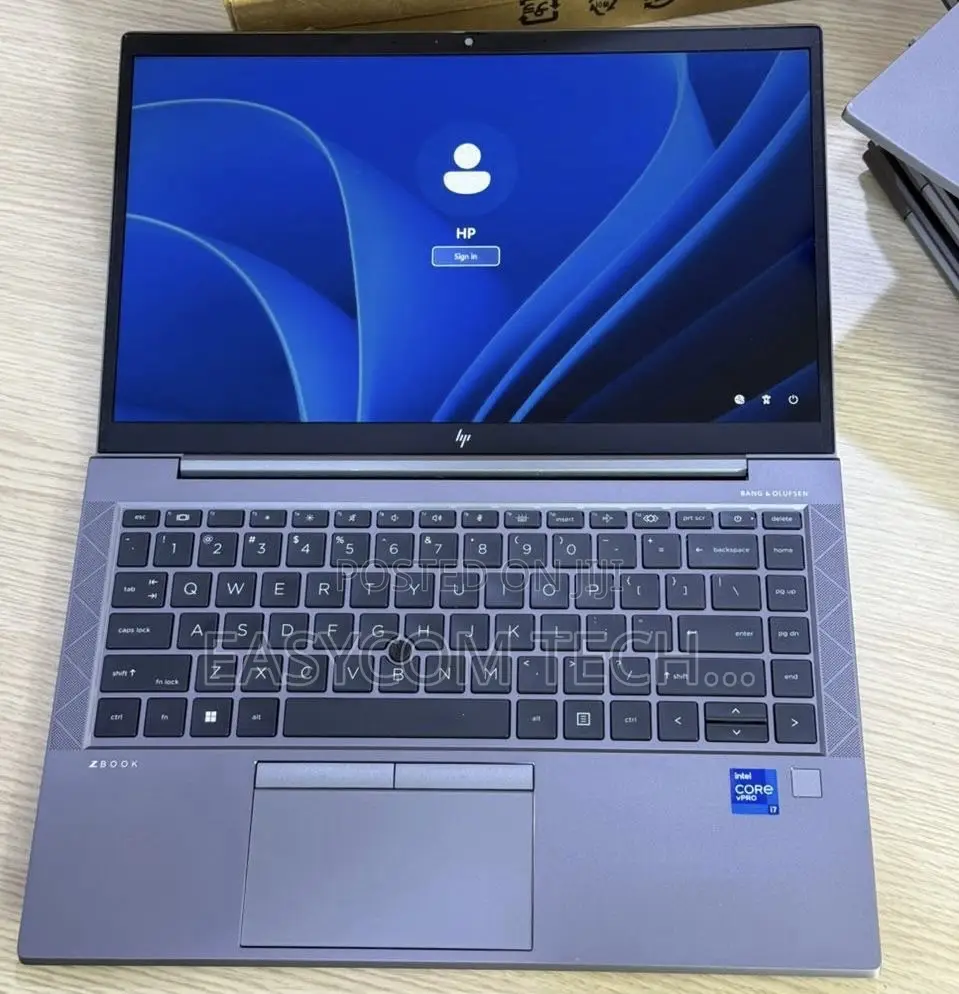 Laptop HP ZBook Firefly G8 8GB Intel Core i5 SSD 256GB