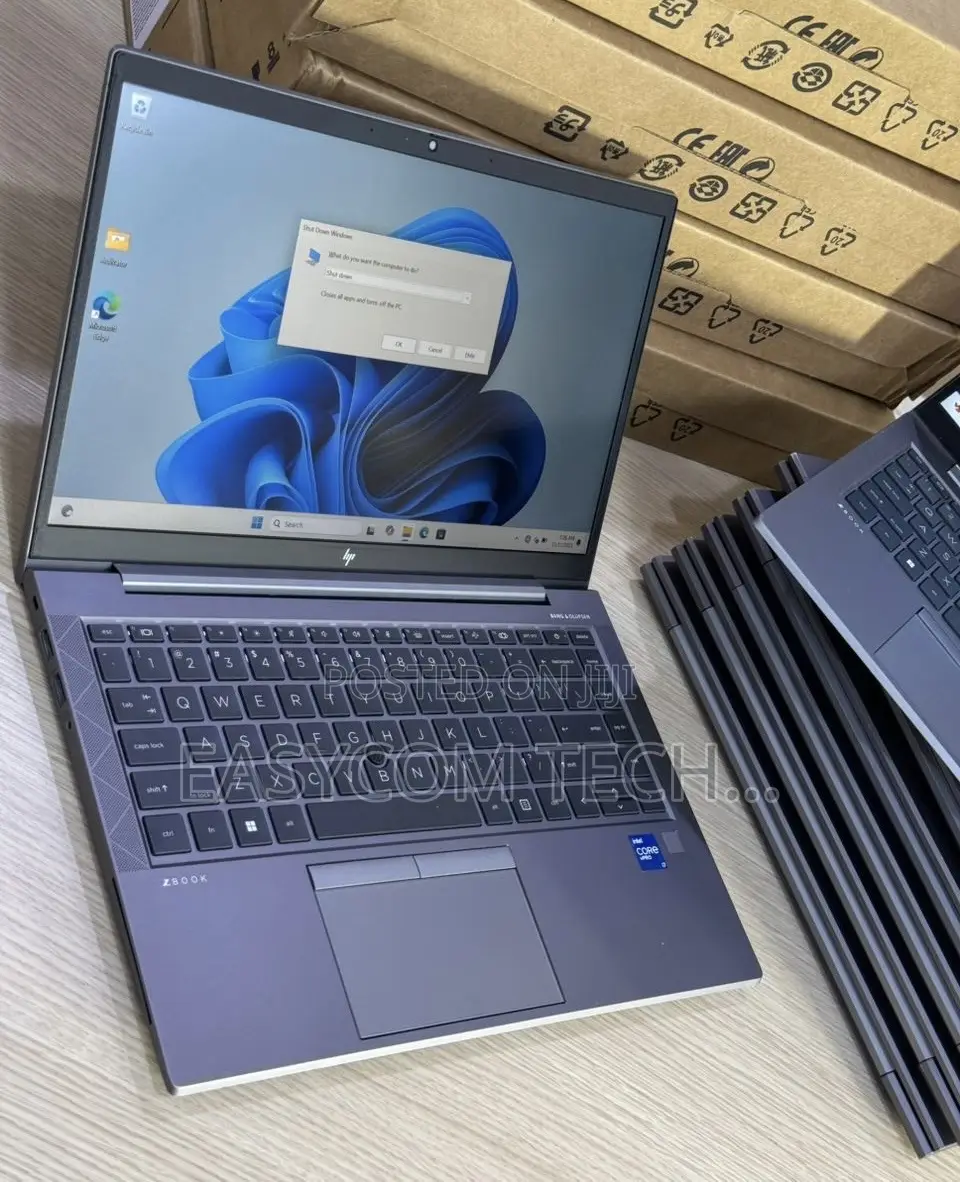 Laptop HP ZBook Firefly G8 8GB Intel Core i5 SSD 256GB