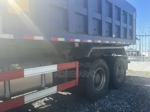 Sinotruck Howo 6x4 Tipper Truck