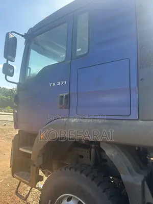 Sinotruck Howo 6x4 Tipper Truck