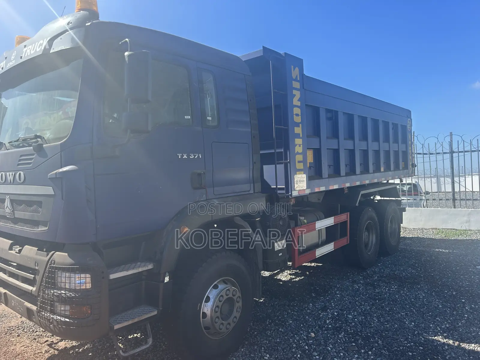 Sinotruck Howo 6x4 Tipper Truck