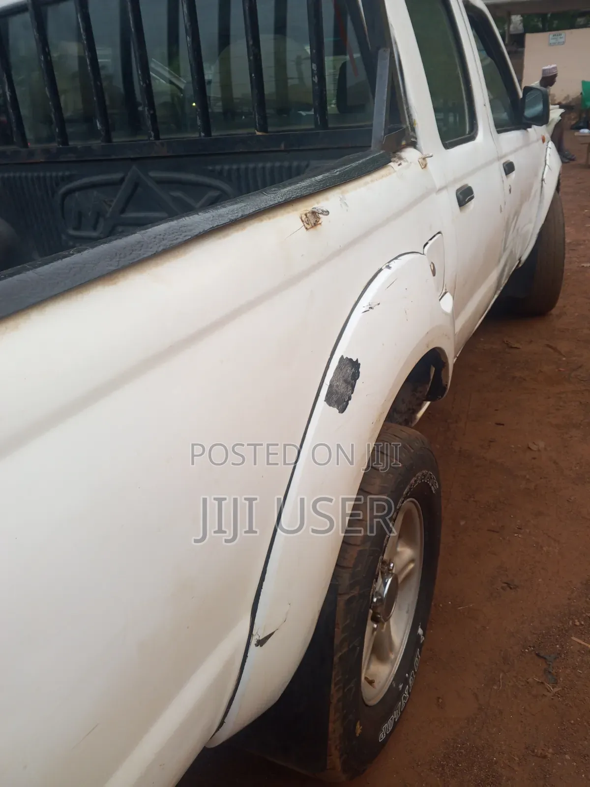 Nissan Hardbody 2011 White