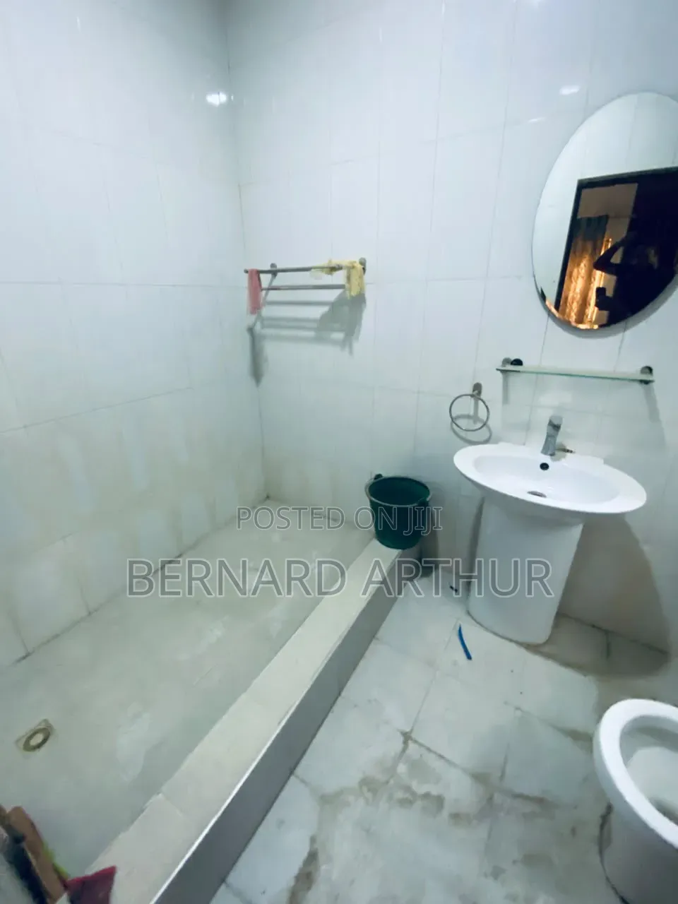 6bdrm Duplex in Bernard Agency, Amasaman for rent