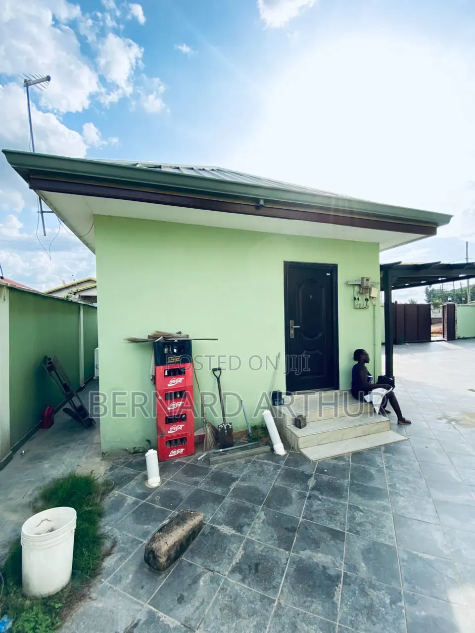 6bdrm Duplex in Bernard Agency, Amasaman for rent