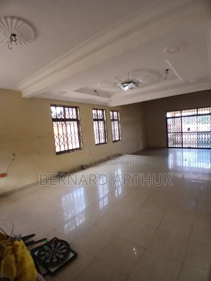 5bdrm Duplex in Bernard Agency, Kwabenya for rent