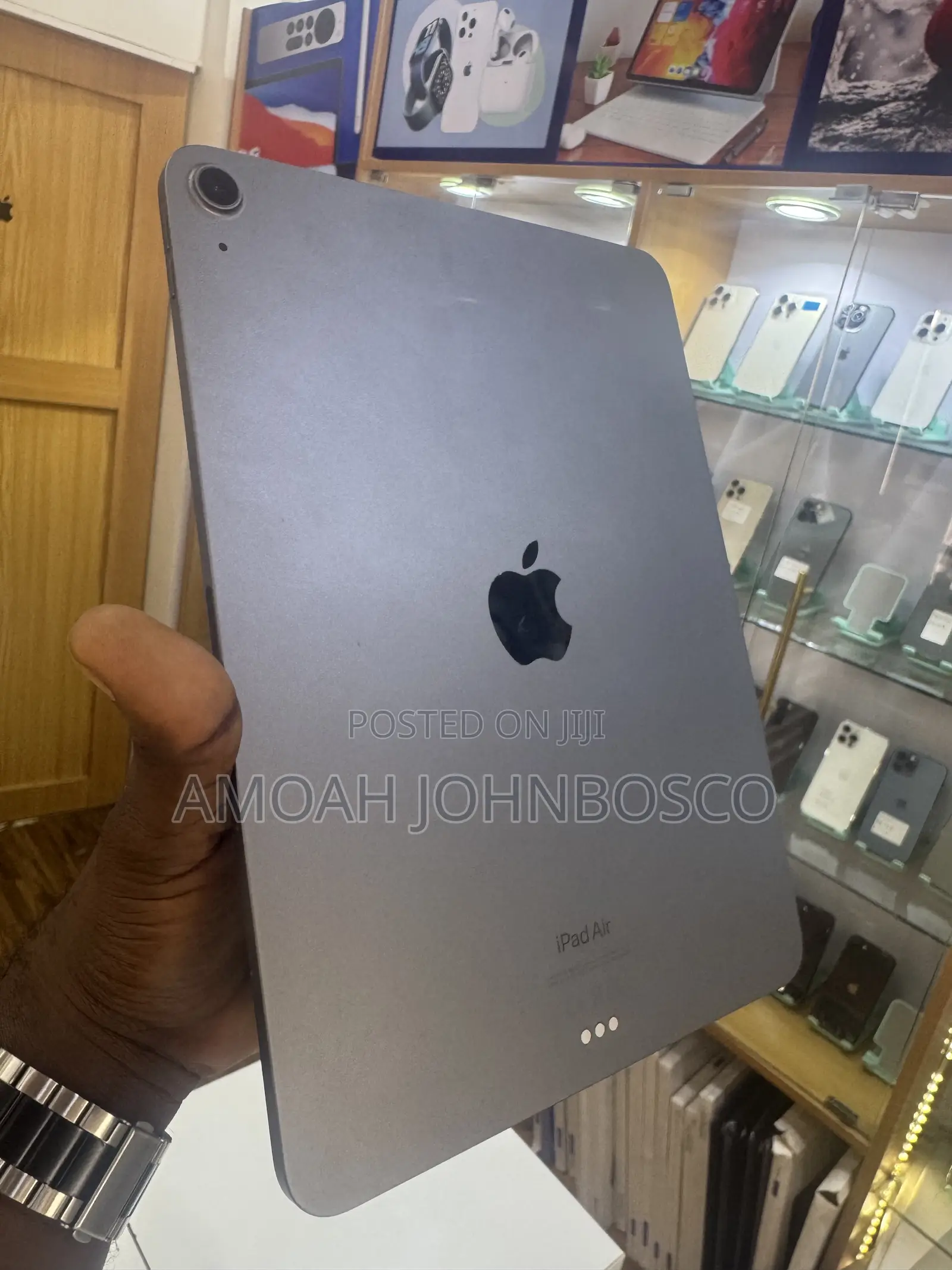 New Apple iPad Air (2022) 256 GB Gray
