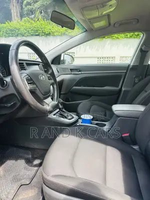 Hyundai Elantra ECO Sedan FWD (1.4L 4cyl 7A) 2017 White