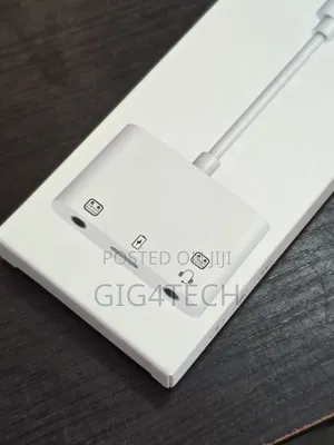 iPhone Lightning 3in1 Adapter for Live Streaming