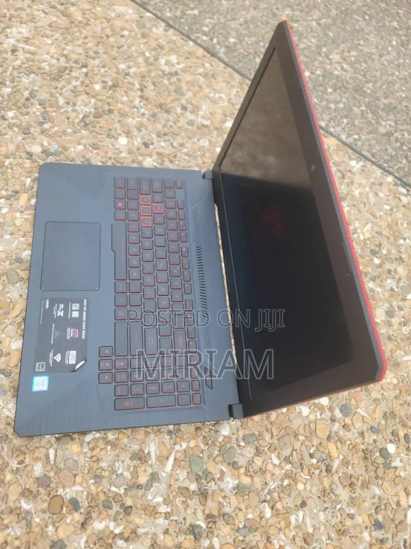 Laptop Asus TUF Gaming A15 16GB Intel Core i7 HDD+SSD 512GB