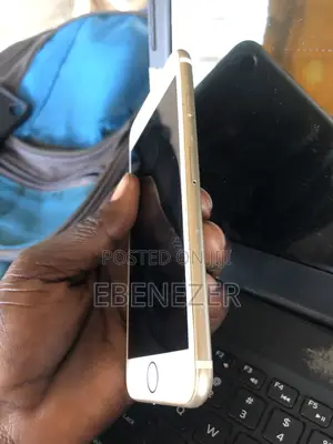 Apple iPhone 7 32 GB White