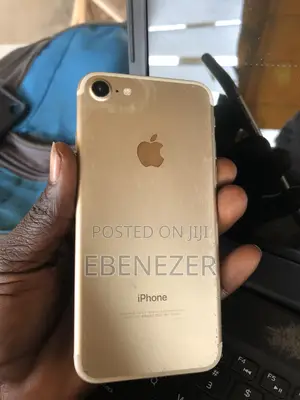 Apple iPhone 7 32 GB White