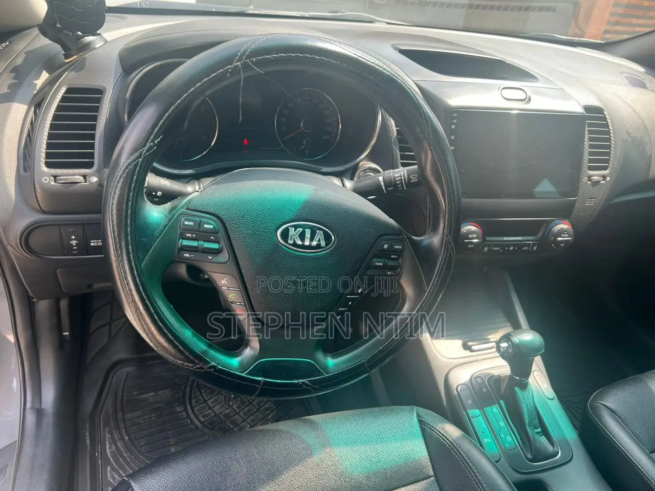 Kia K3 2015 Gray