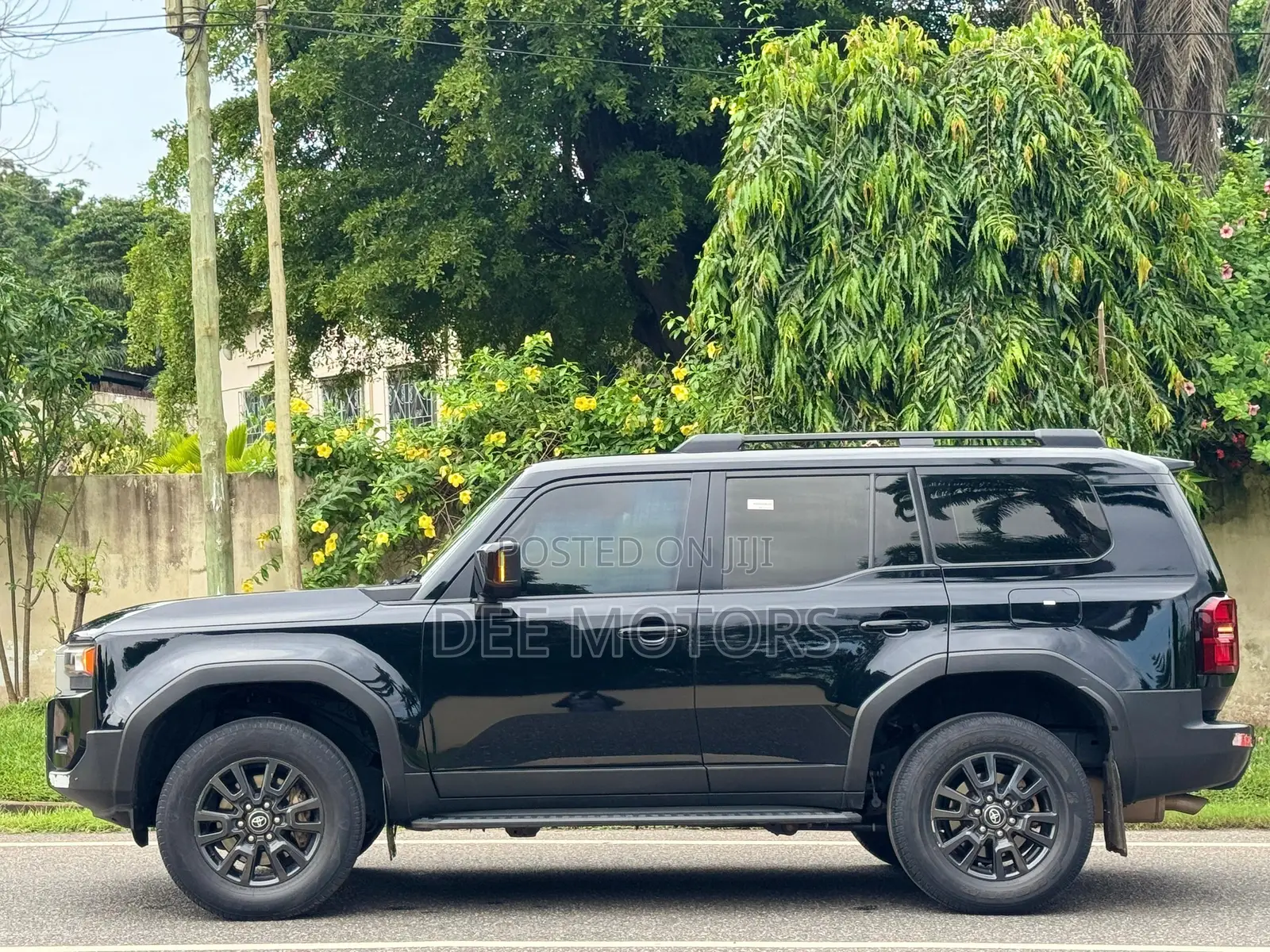 Toyota Land Cruiser Prado 2.7 2025 Black
