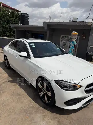 Mercedes-Benz C300 2022 White