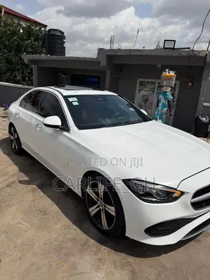 Mercedes-Benz C300 2022 White