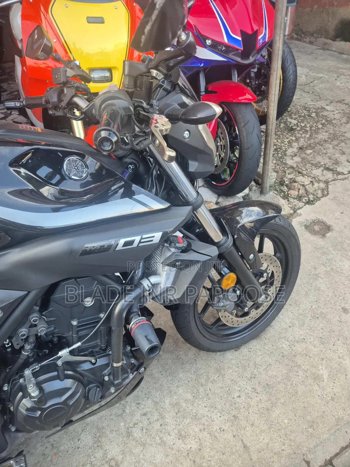 Yamaha 2019 Black