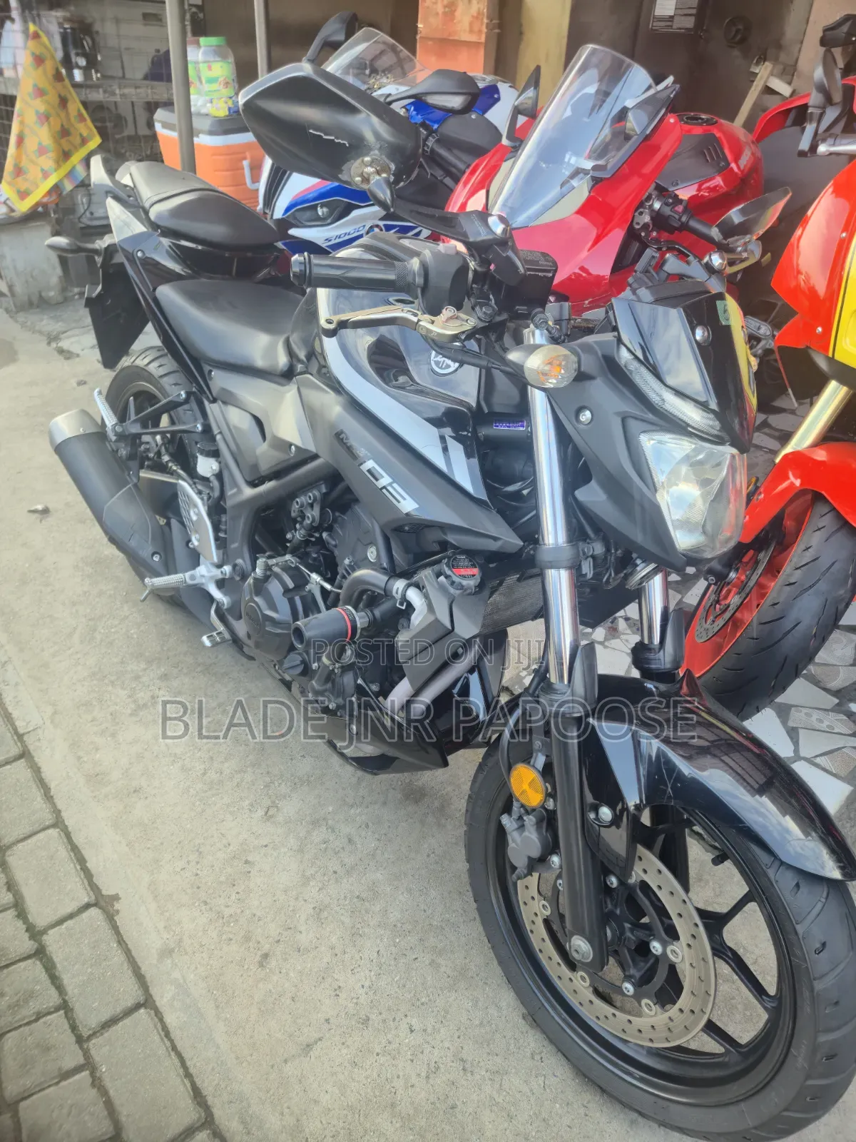 Yamaha 2019 Black