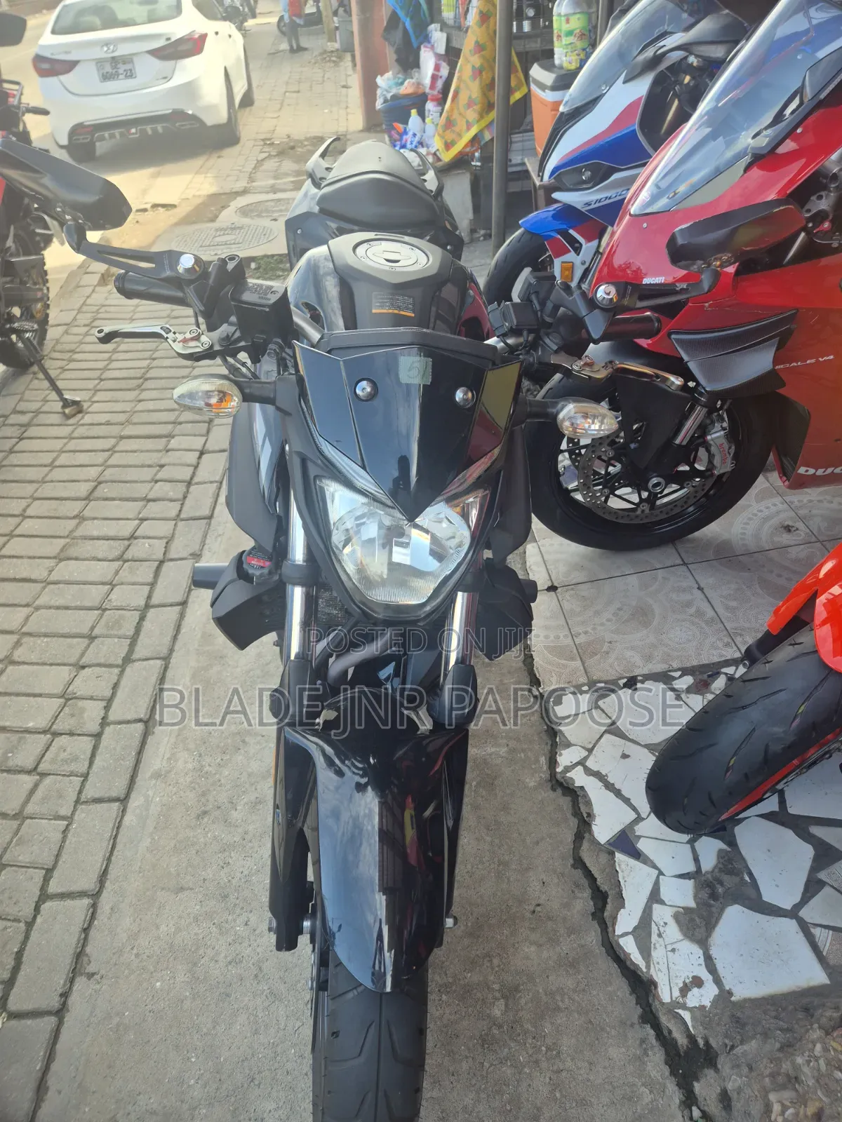 Yamaha 2019 Black