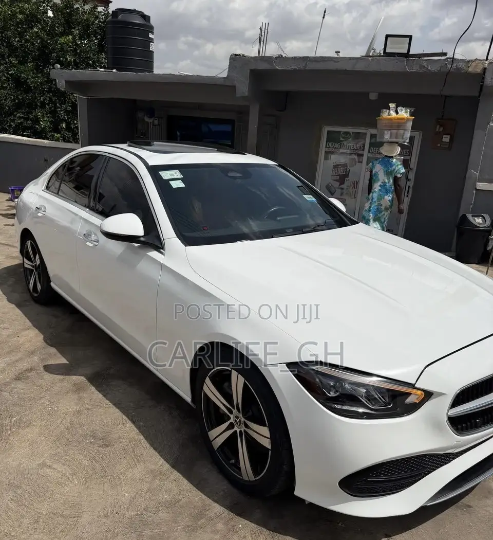 Mercedes-Benz C300 2022 White