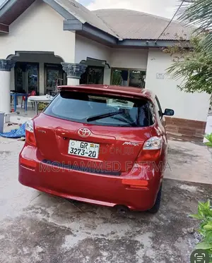 Toyota Matrix Hatchback FWD (1.8L 4cyl 5M) 2008 Red