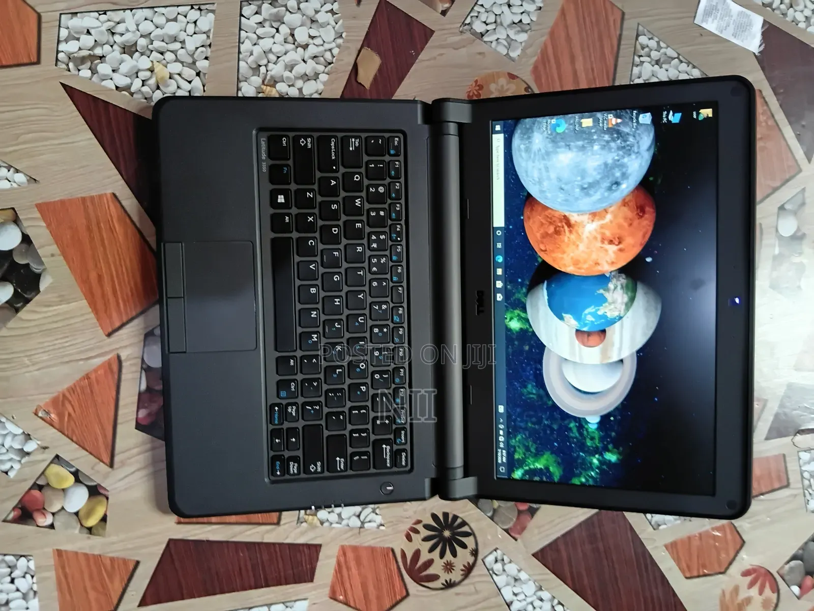 Laptop Dell Latitude 3350 4GB Intel Celeron HDD+SSD 500GB