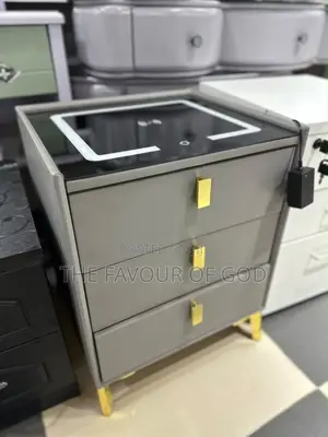 Nice Looking and Portable Bedside Drawer