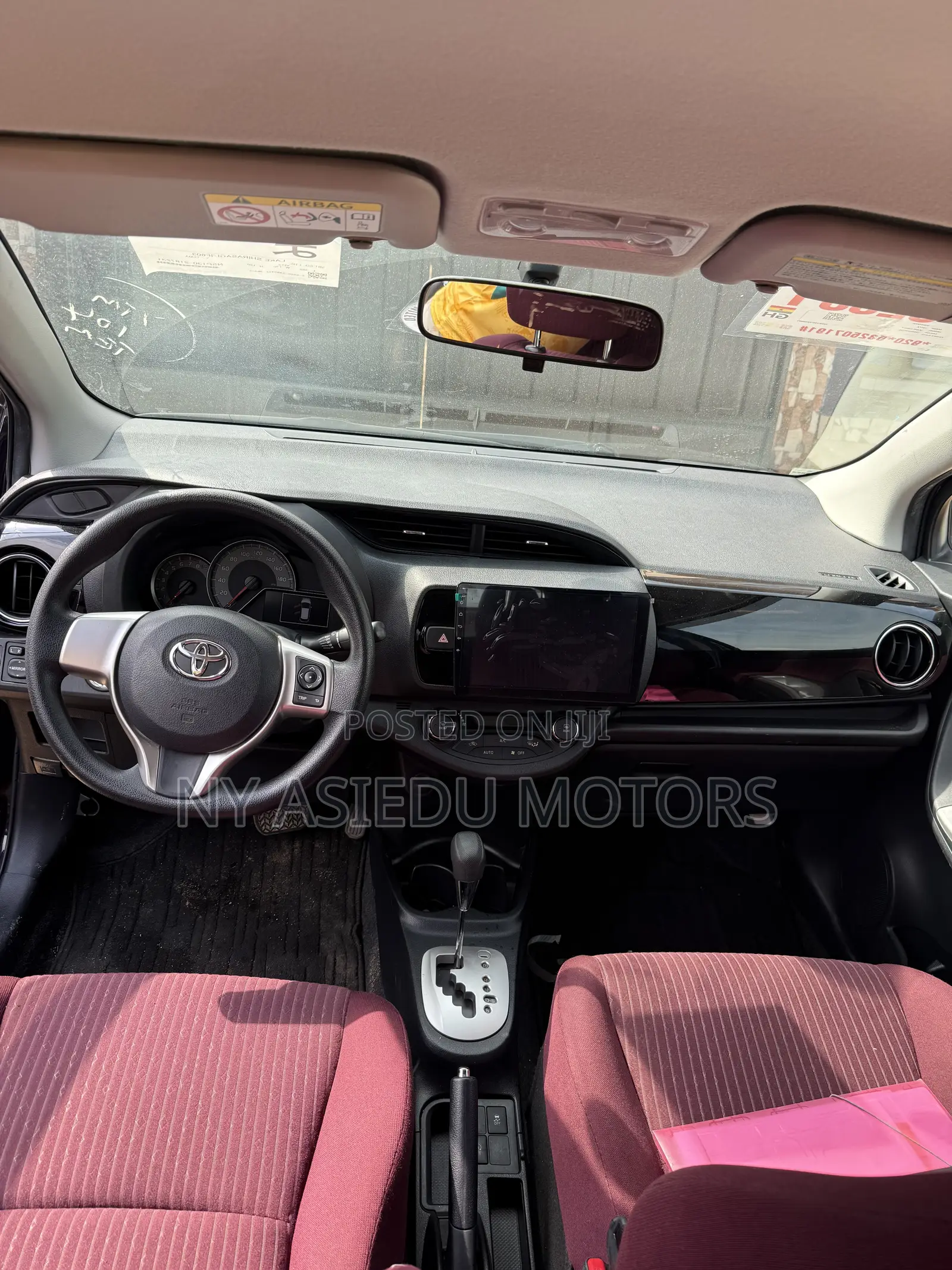 Toyota Vitz 1.3 FWD 5dr 2014 Burgundy