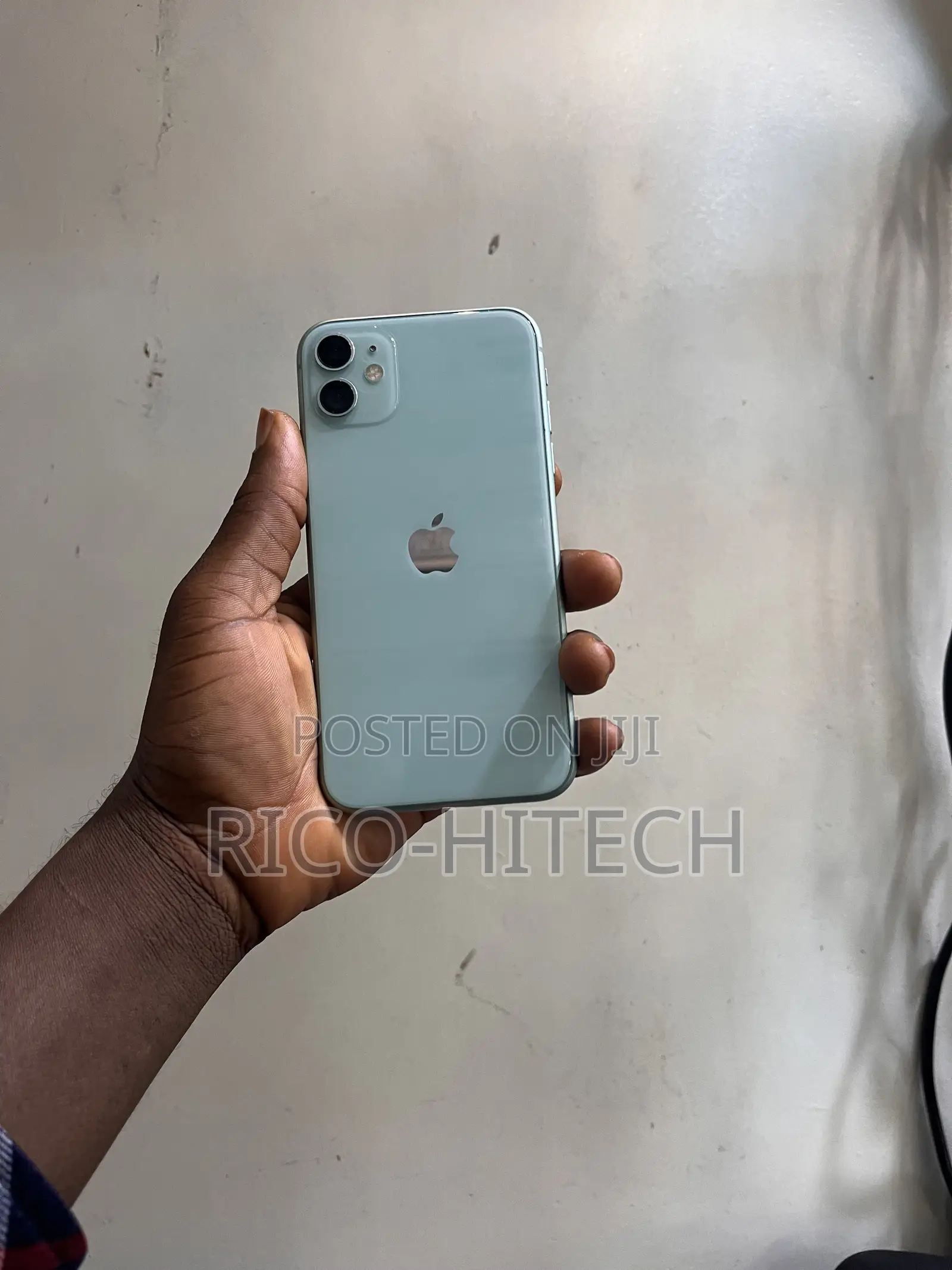 New Apple iPhone 11 256 GB Black
