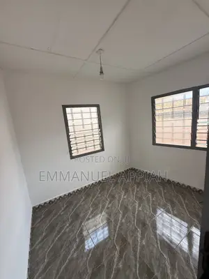 4bdrm Apartment in Awoshei Station, Awoshie for rent