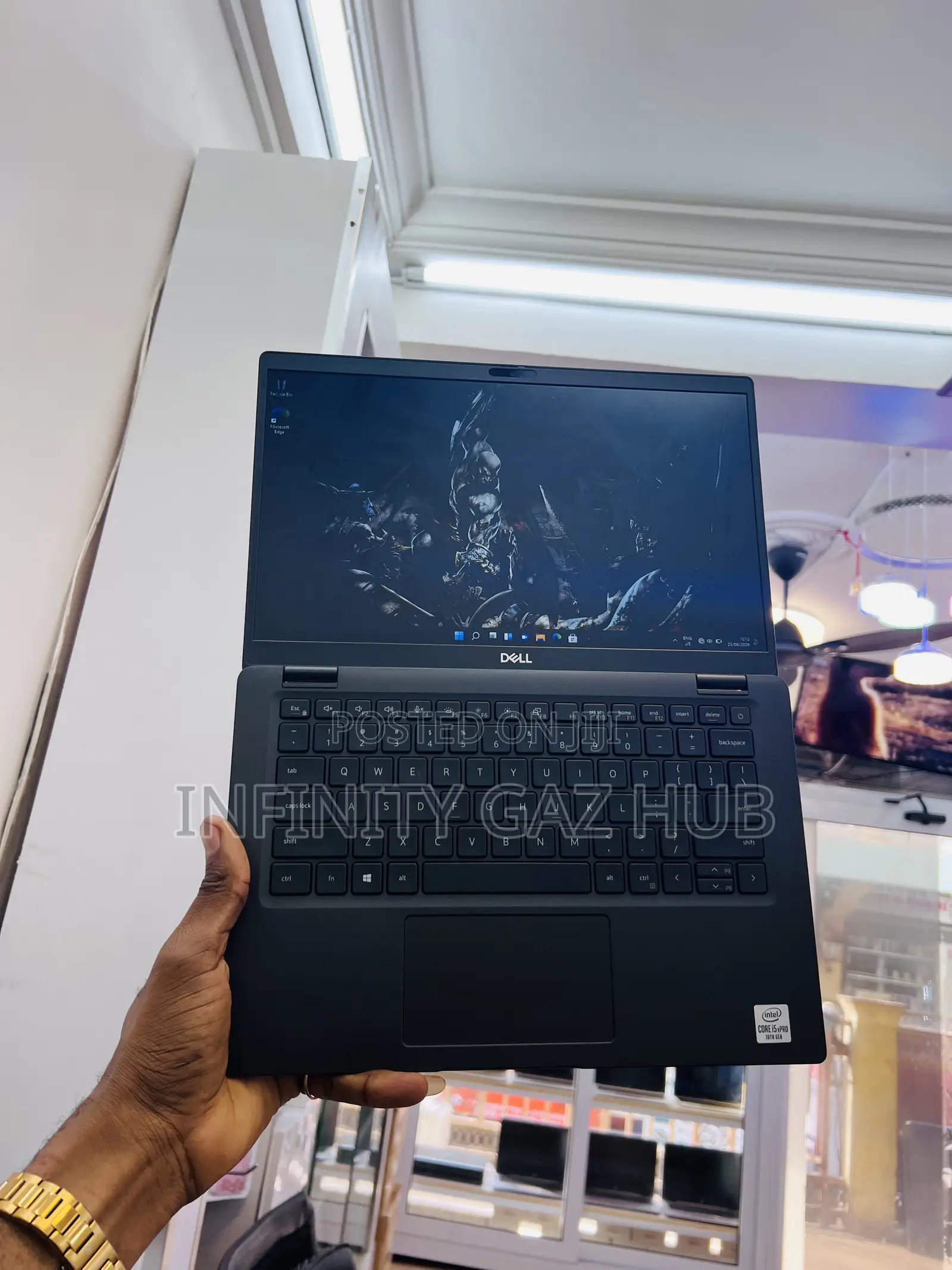 Laptop Dell Latitude 7310 16GB Intel Core i5 SSHD (Hybrid) 256GB