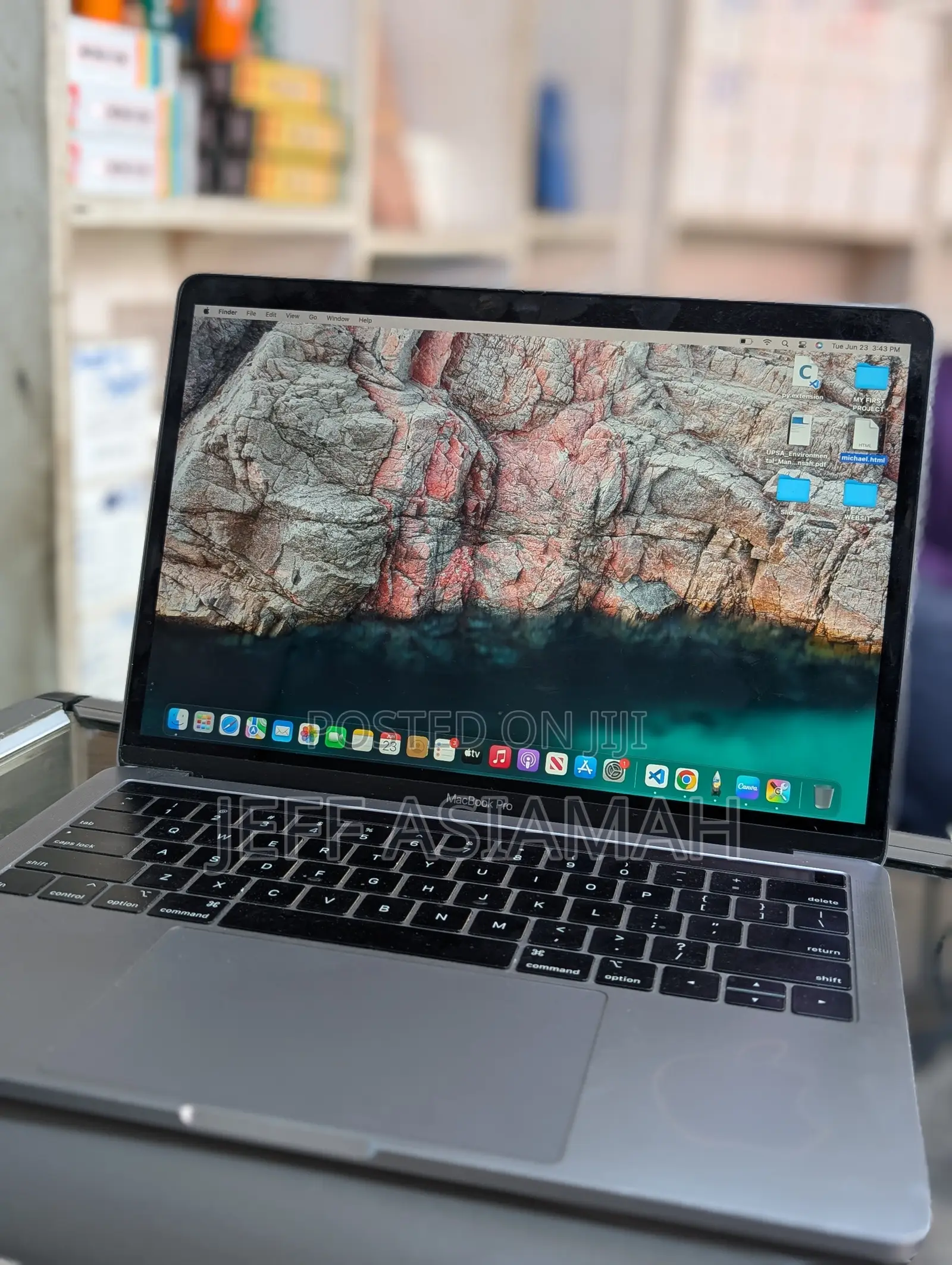 Laptop Apple MacBook Pro 2019 8GB Intel Core i5 SSD 128GB