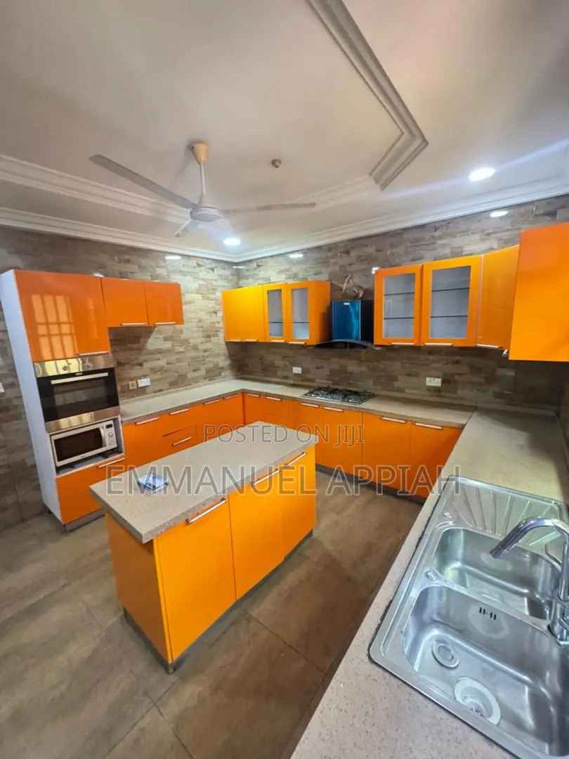 5bdrm House in Dzawulo, Dworwulu for rent