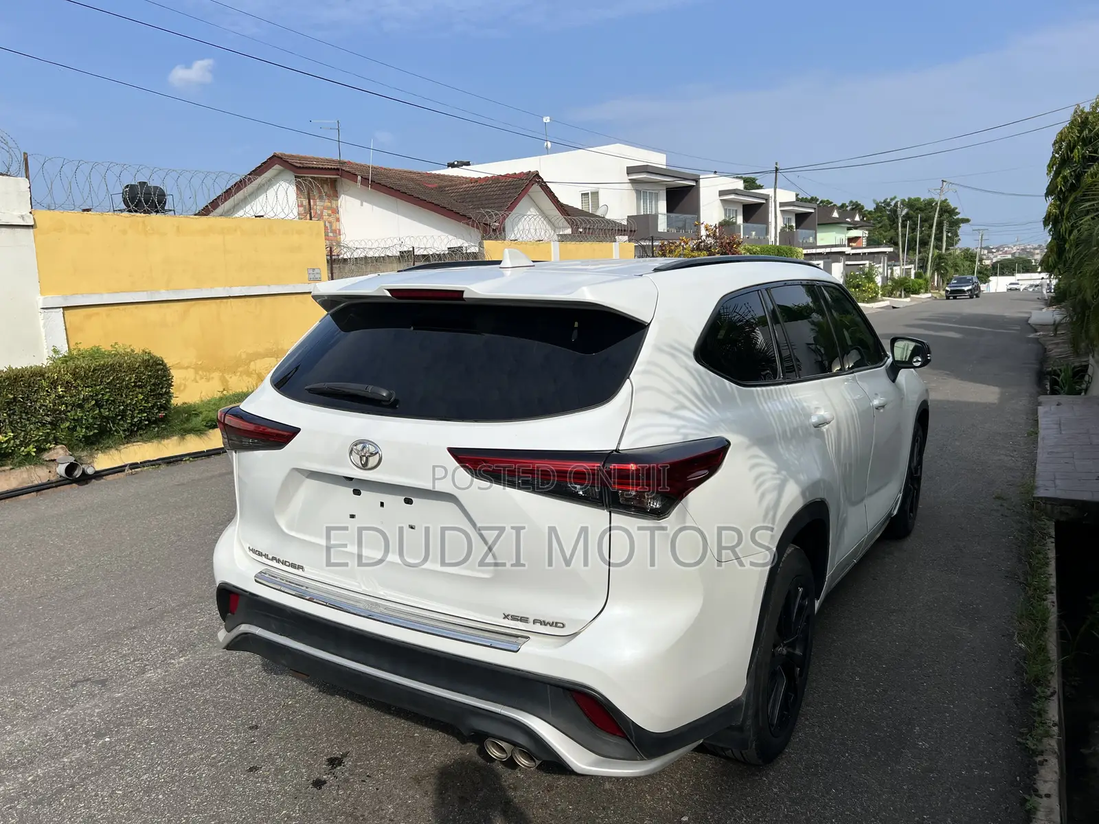 Toyota Highlander XSE AWD 2023 White