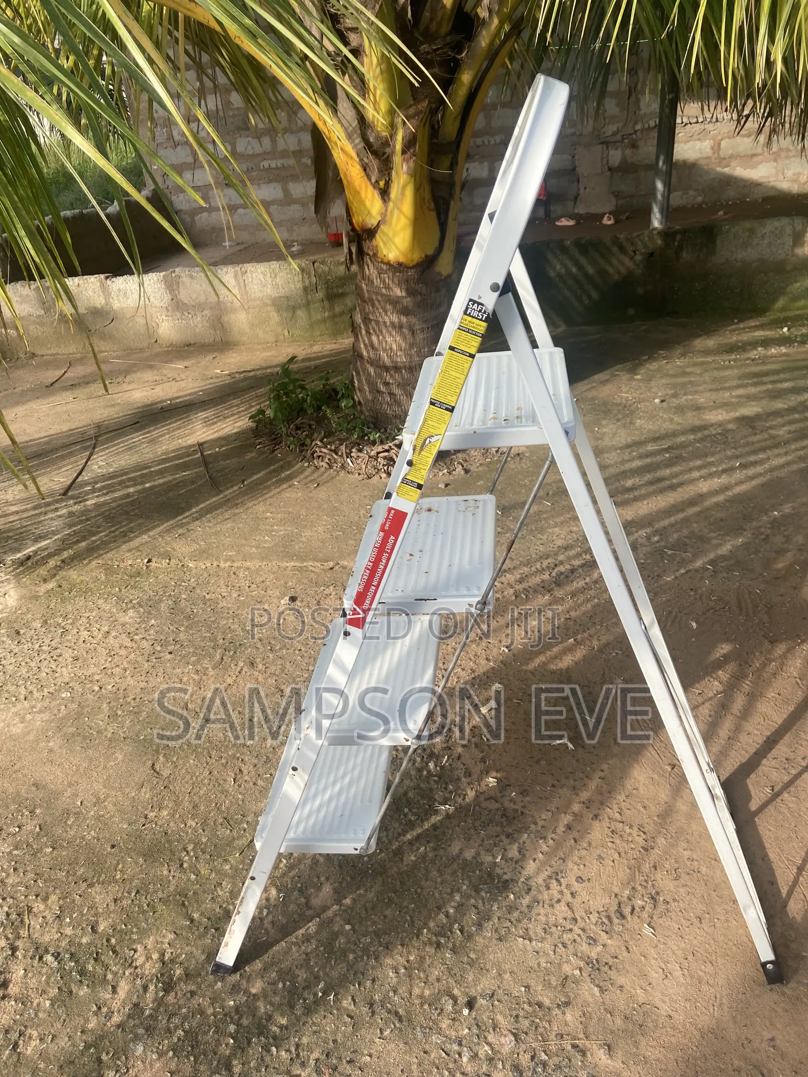Liberti Brand Aluminum Step Ladder.